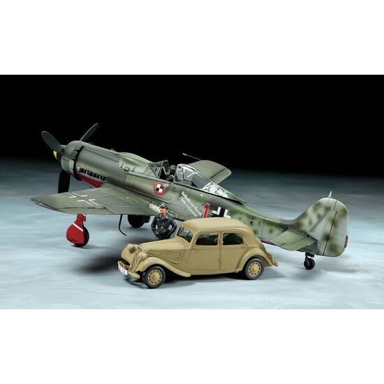 1/48 Focke Fw190 D-9 JV44 &amp; Citroen 11CV Staff Car Set