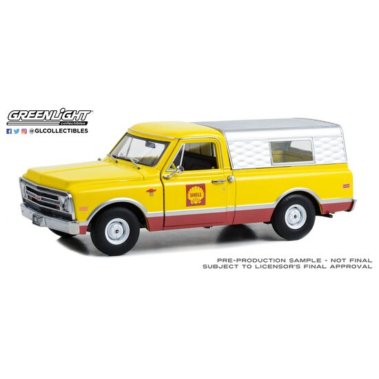1968 Chevrolet C-10 avec coque de camping-car Shell Oil - Running on Empty