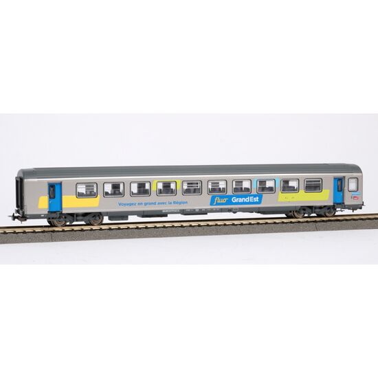 SNCF 2 voitures voyageurs 2ème classe Fluo Grand Est Ep. VI