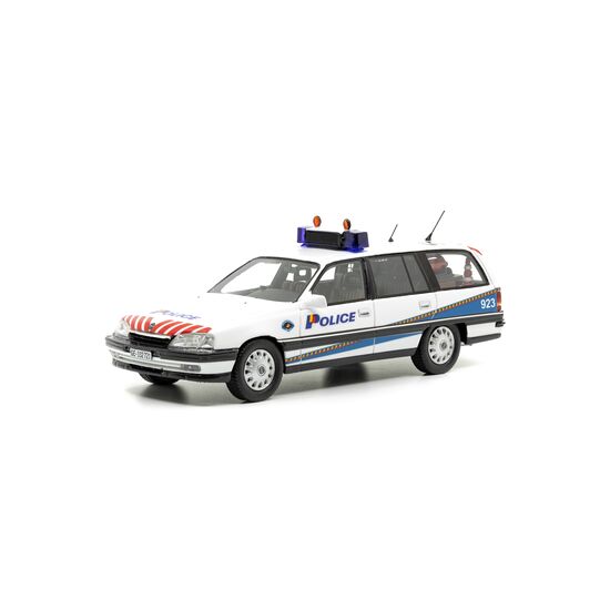 Opel Omega A2 Police cantonale de Genève