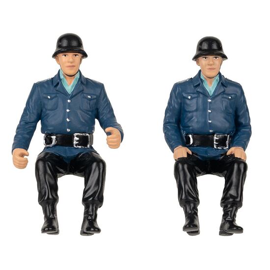 Pompiers assis