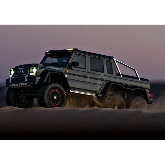 TRX-6 1:10 6WD EP RTR MERCEDES G63 AMG 6x6 - BLACK  (sans accu et chargeur), 4 image