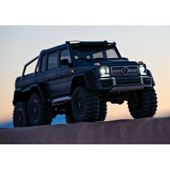 TRX-6 1:10 6WD EP RTR MERCEDES G63 AMG 6x6 - BLACK  (sans accu et chargeur), 9 image