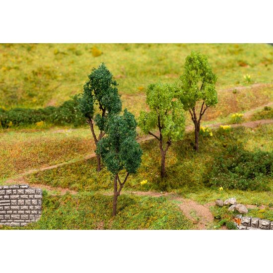 4 arbres assortis