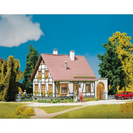 Maison à colombages avec garage
