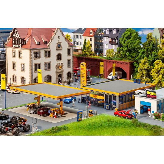 Station-service
