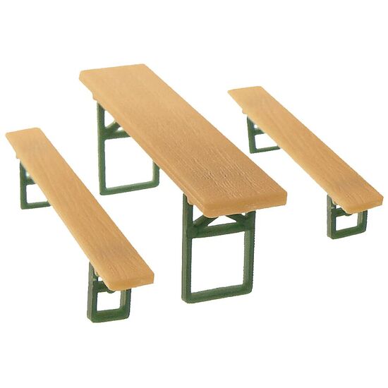 40 bancs de brasserie et 20 tables