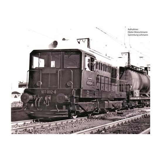 AC Diesellok/Sound BR 107 DR rot IV + PluX22 Dec.