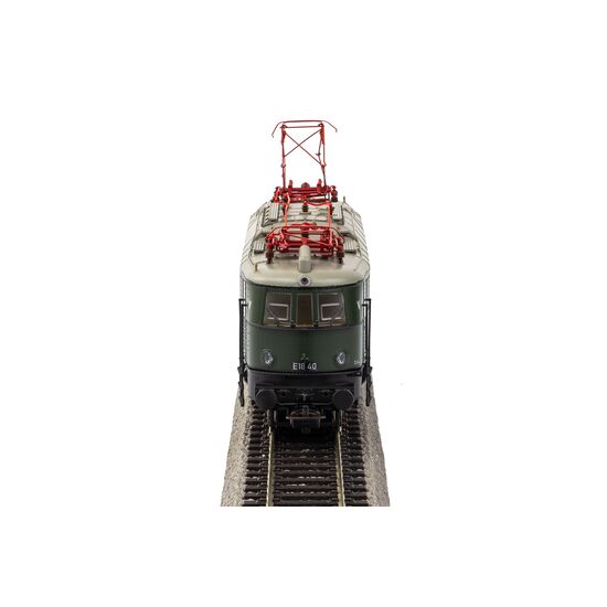 E-Lok BR E 18 DR III  DC, 2 image