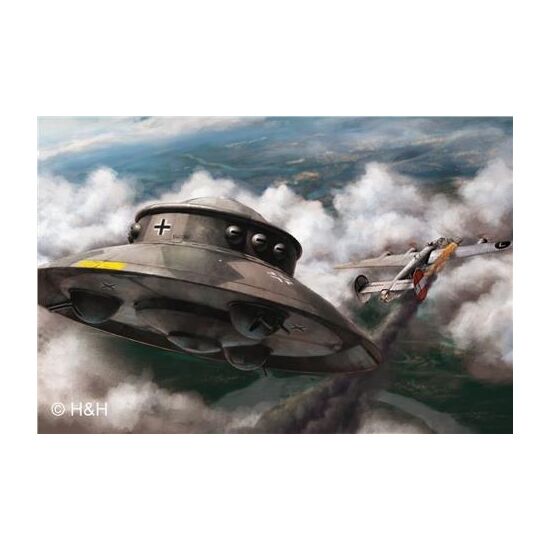 Flying Saucer Haunebu
