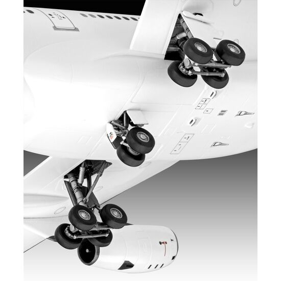 A340-300 Lufthansa New Livery, 3 image