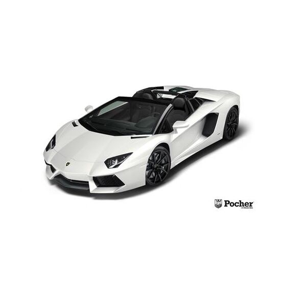 Lamborghini Aventador LP700-4 Roadster weiss
