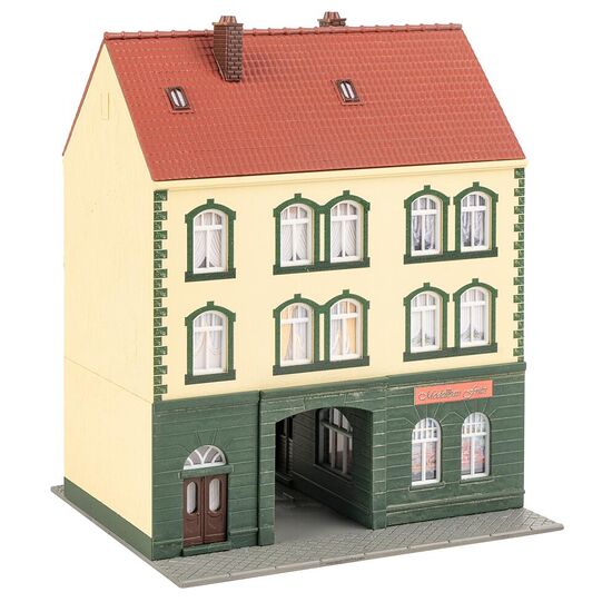 Maison de ville avec magasin de modélisme, 2 image