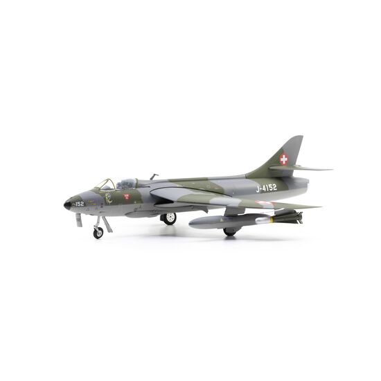 Hunter Mk58 J-4152 Robin Hood
