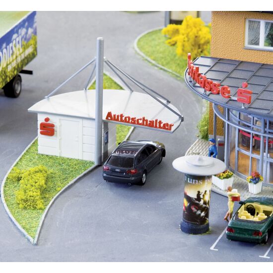 Sparkasse mit Autoschalter